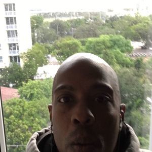 Meet your Posher, Pierre